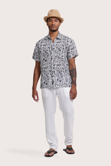 Angkasa Linen Shirt Jungle Leaves