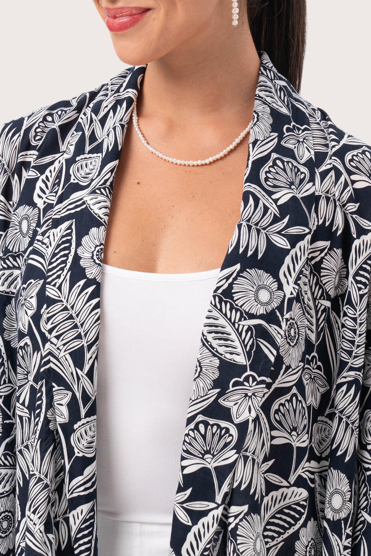 Borneo Outerwear Jungle Tropical White