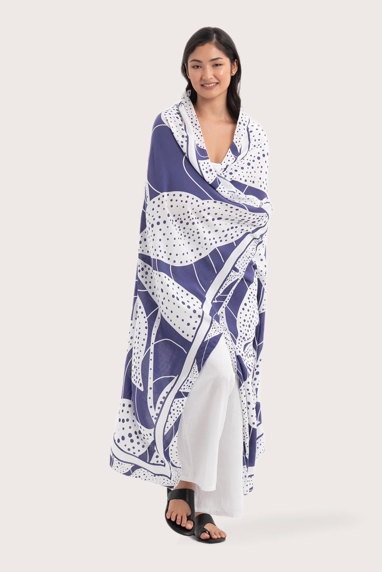 Calinda Sarong Flower Dots