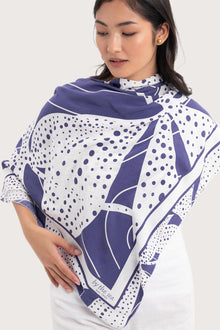 Calinda Sarong Flower Dots
