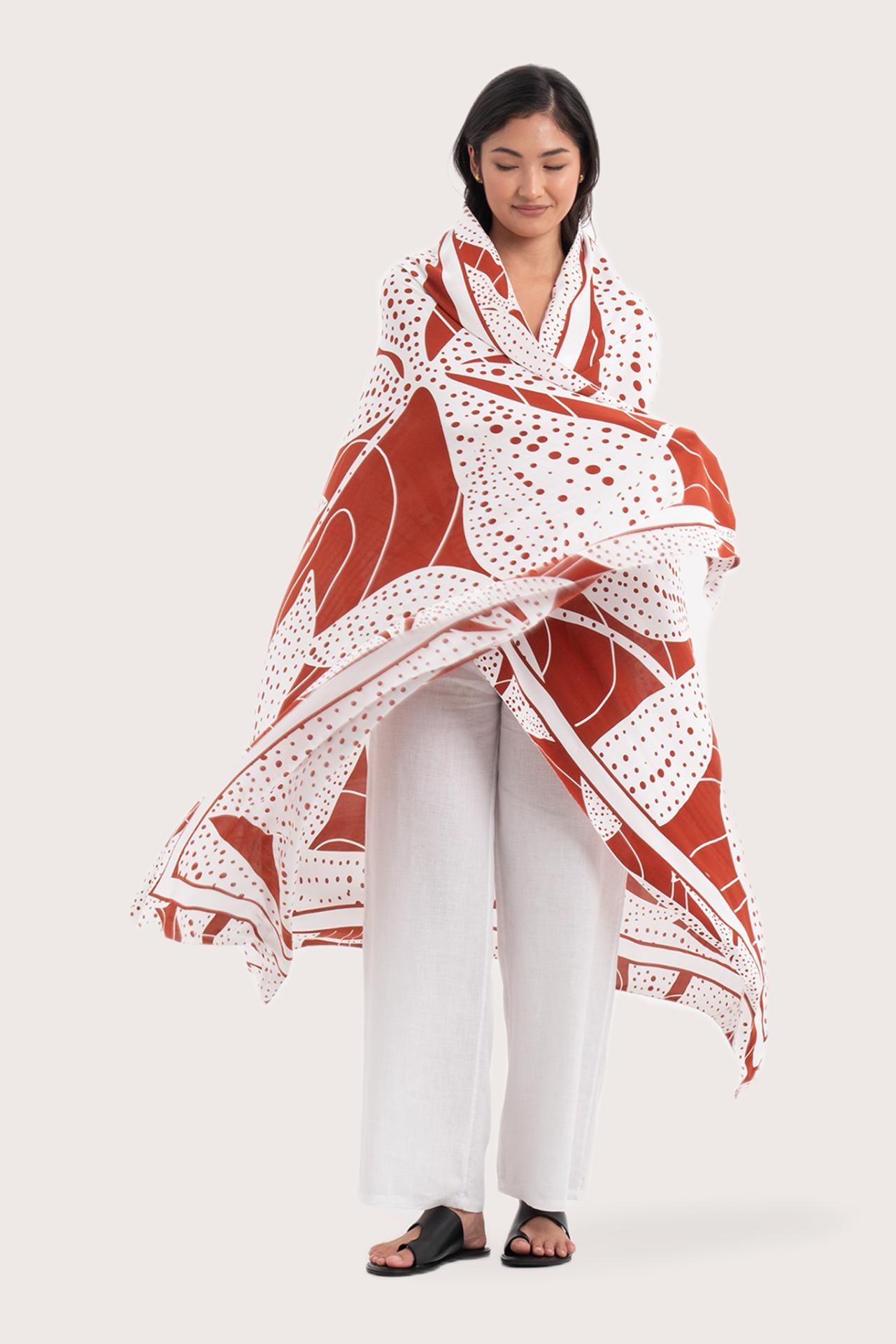 Calinda Sarong Flower Dots