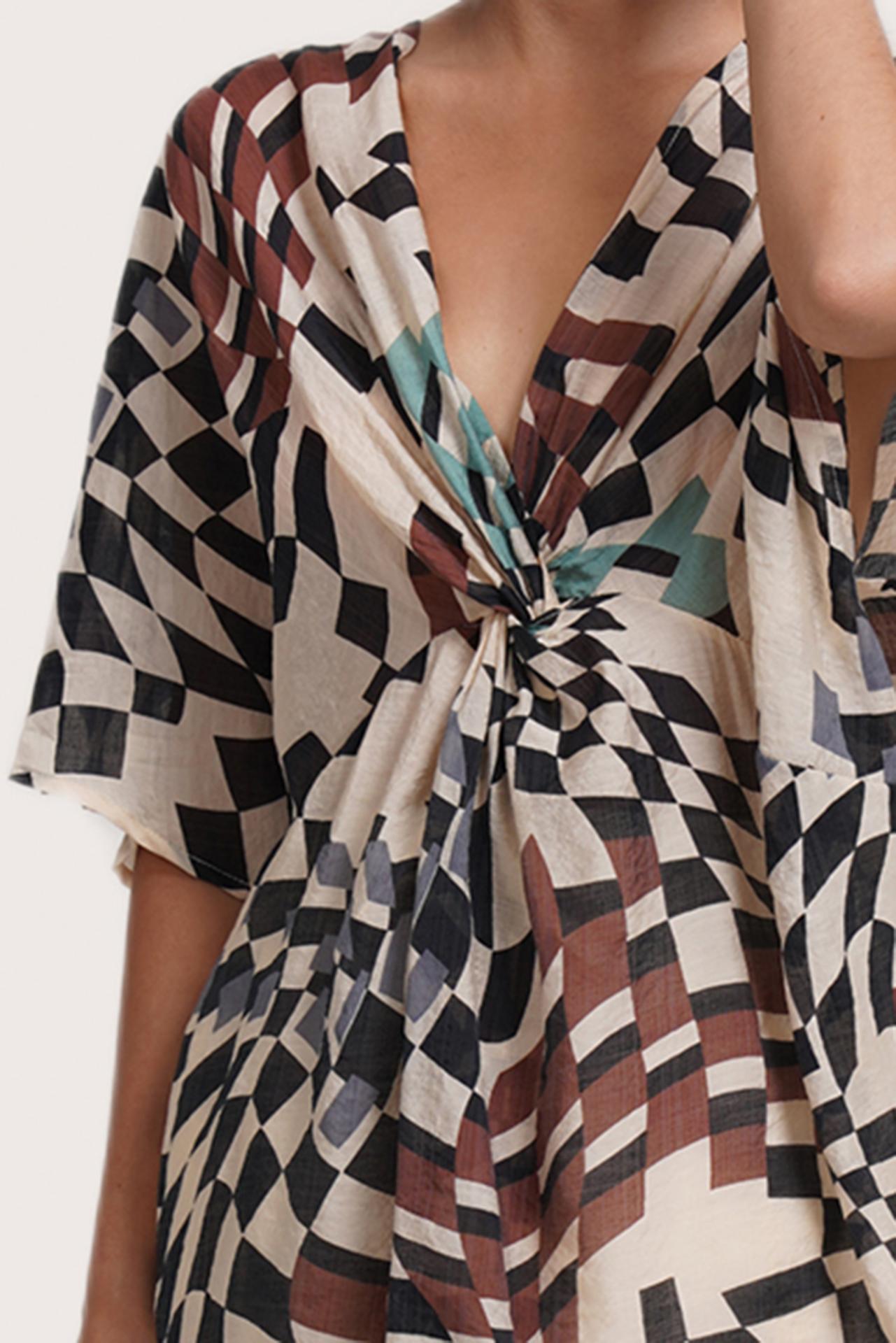 Canna Short Kaftan Square Chess