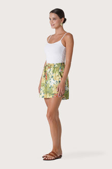 Laica Linen Short Tropis