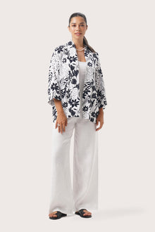 Ombak Outerwear White and Navy