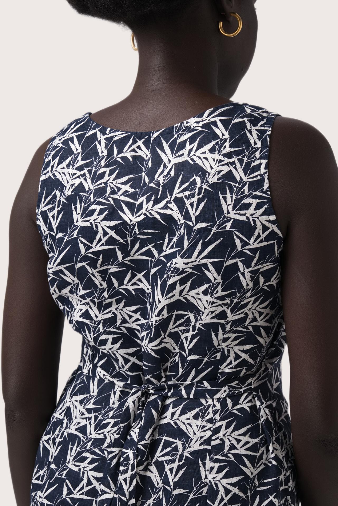 Saily Linen Dress Bamboo Navy Blue