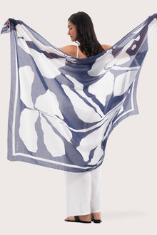 Savaya Sarong Lively