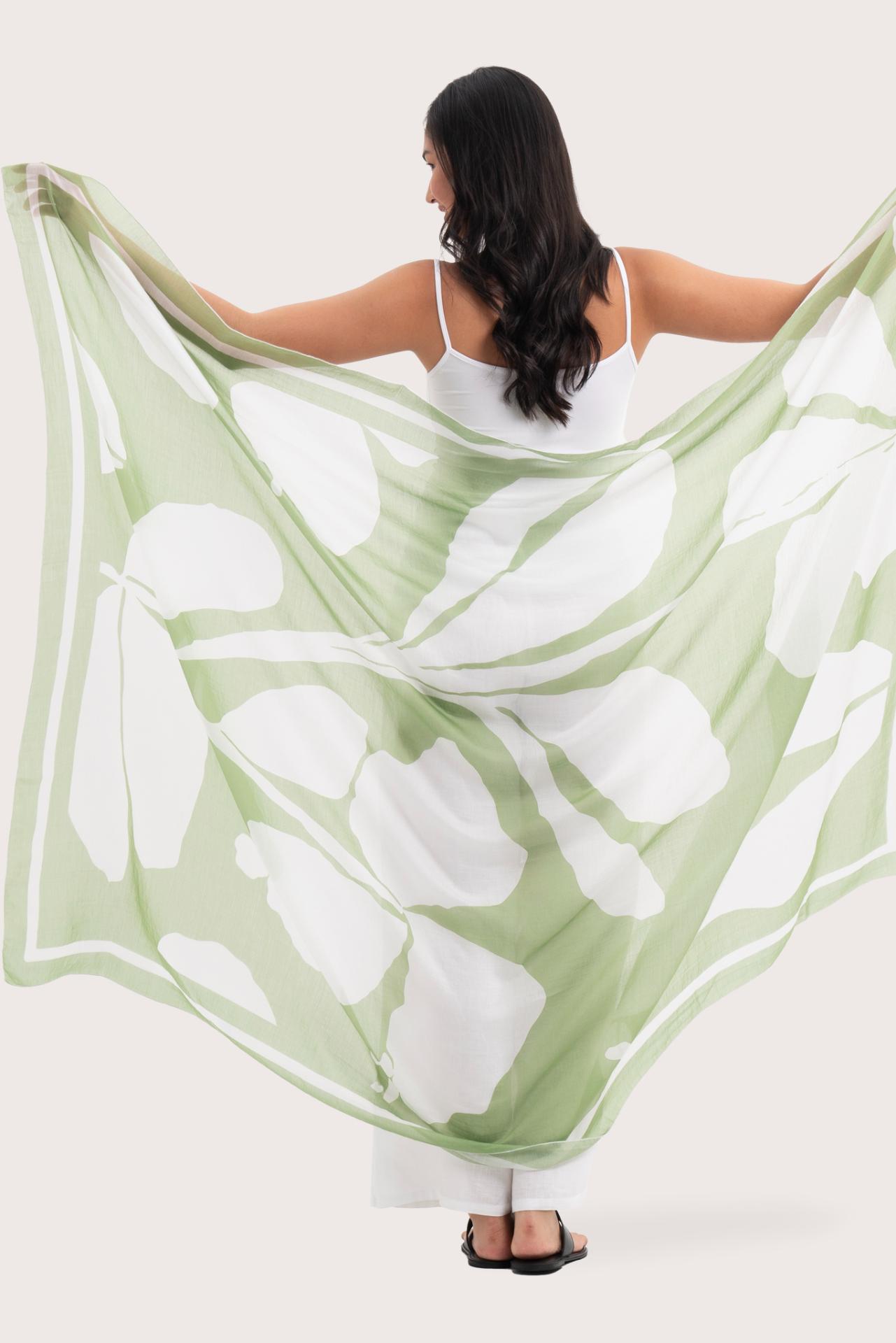 Savaya Sarong Lively