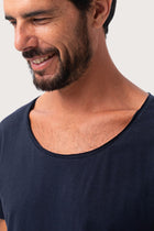 T-shirt U neck