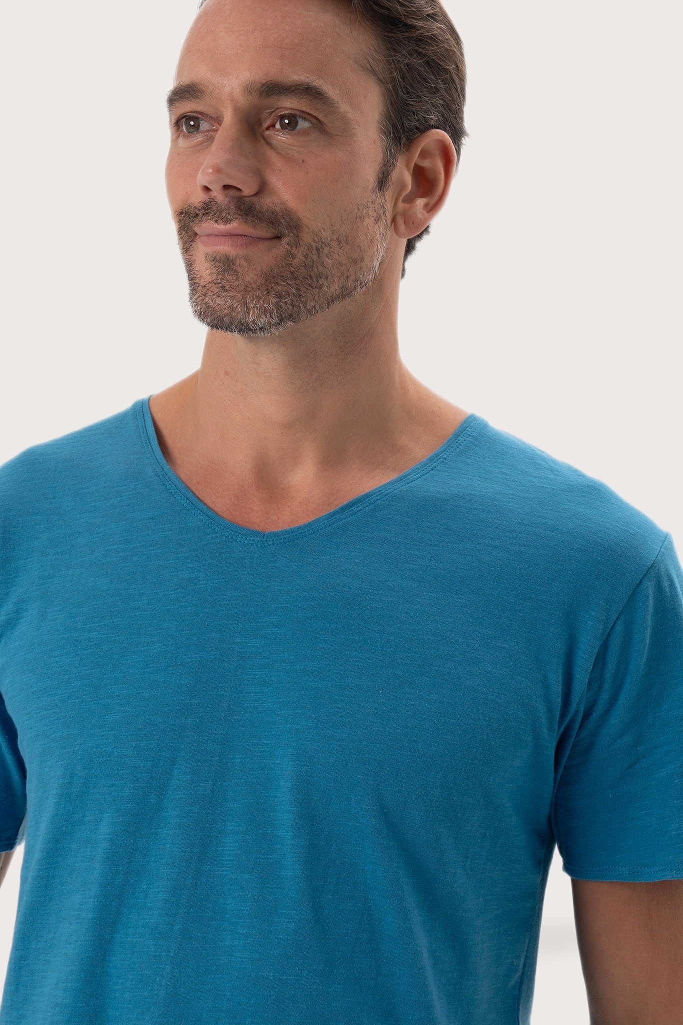 Close-up of the Aling T-Shirt Light Blue by By The Sea Bali – exceptional fabric quality and texture