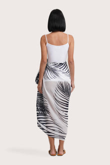 Elegant back view of the Amaya Sarong in Palma