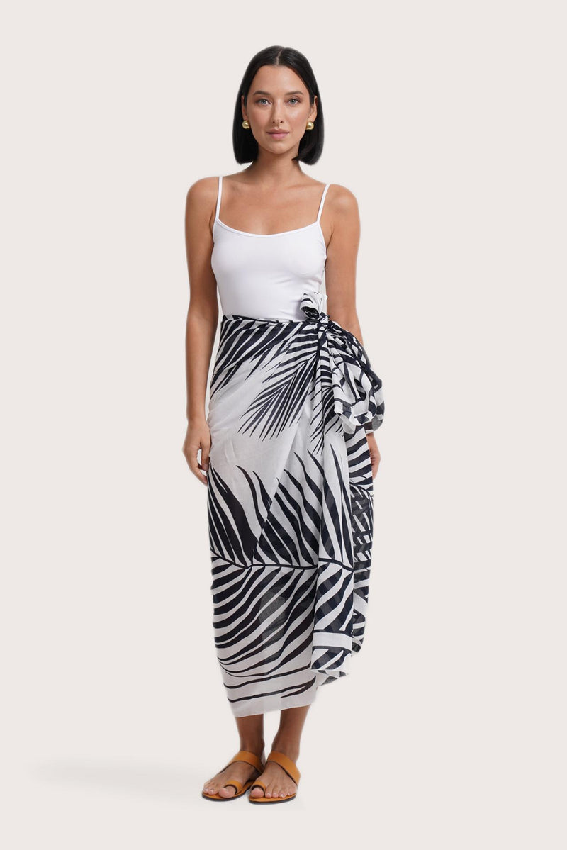 Amaya Sarong in Palma with an effortless resortwear silhouette