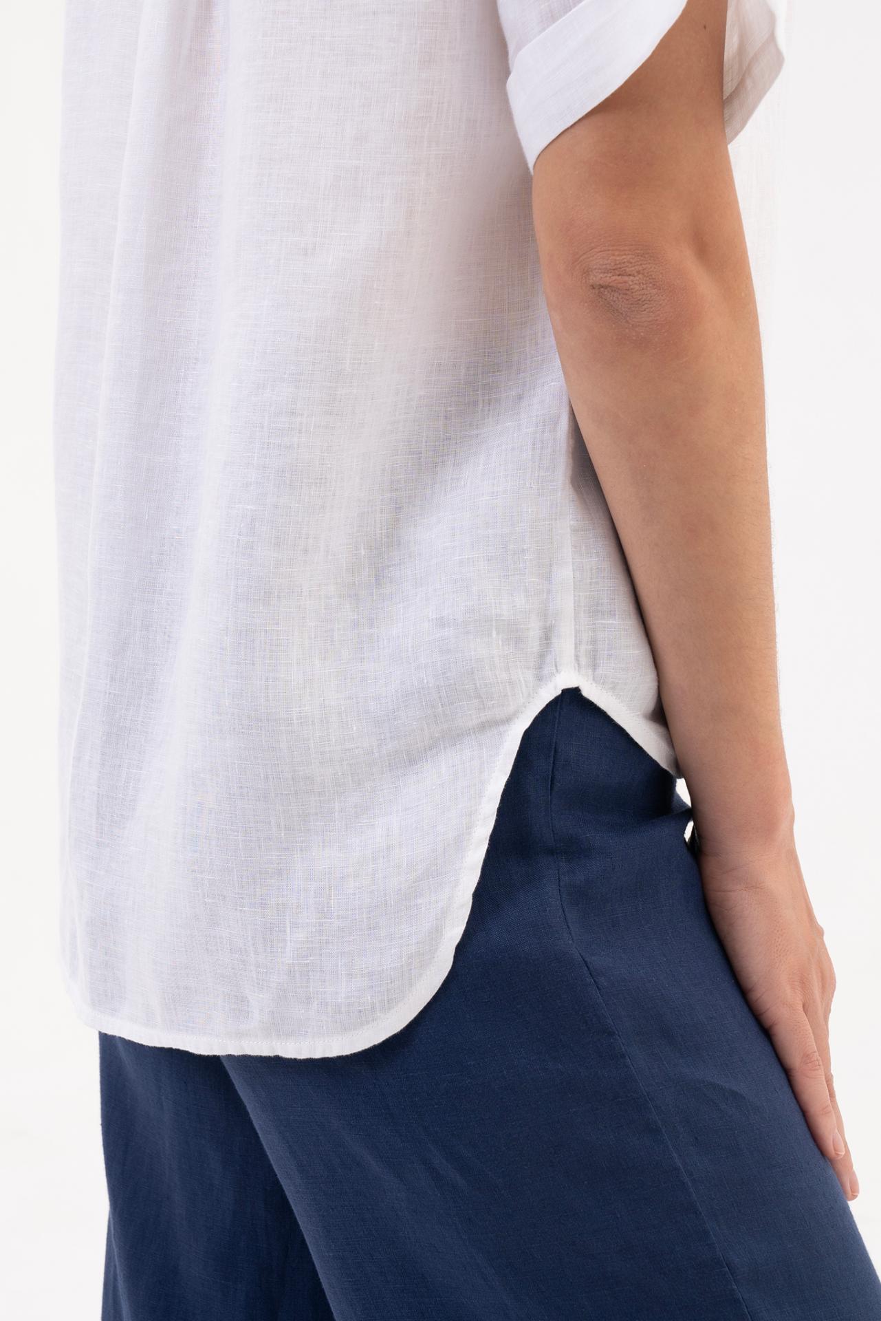 Premium linen fabric and Tailored detail of the Anse Short Sleeve Linen Blouse White