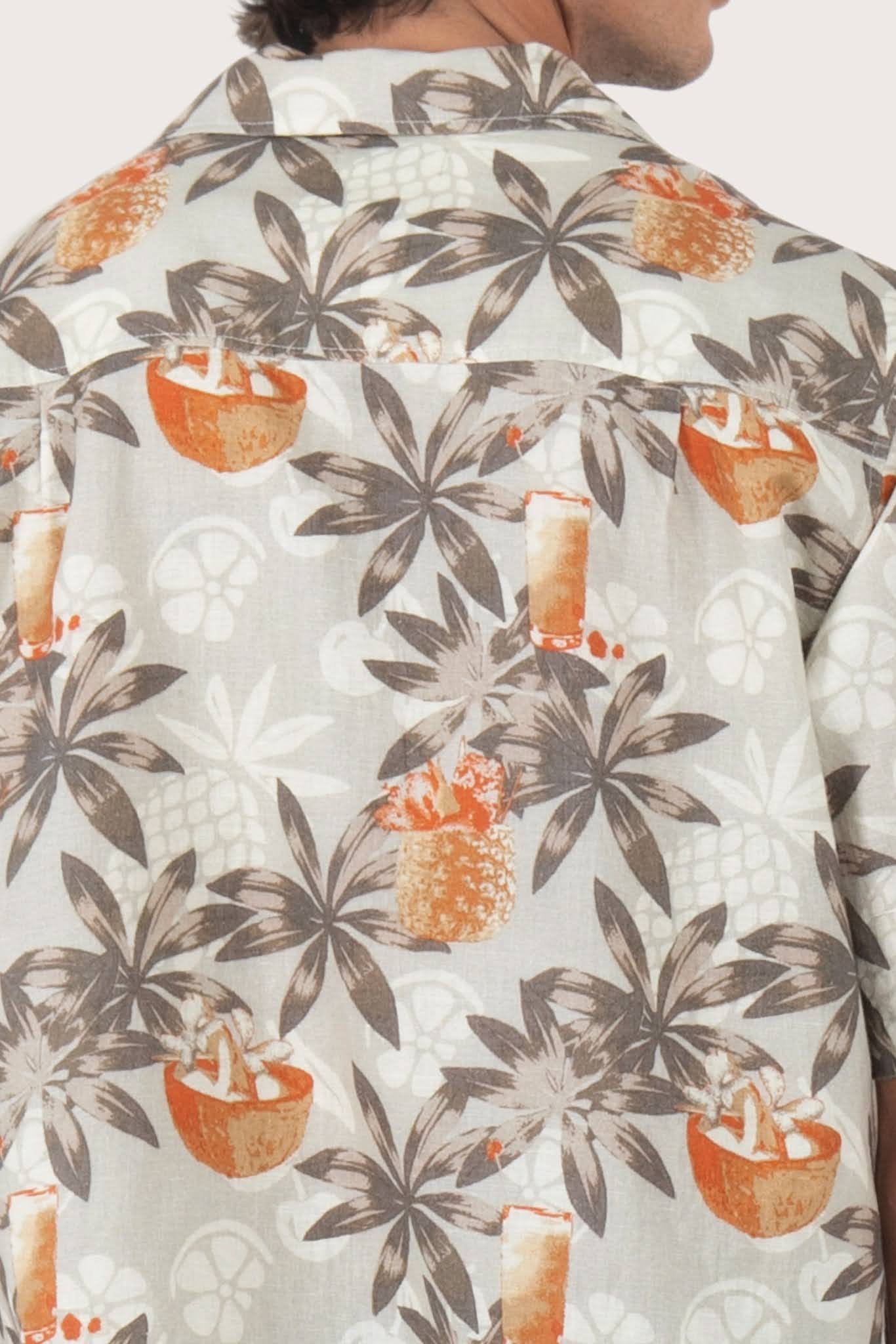 Open collar and button-front detail of the Asa Loose Fit Shirt Rustic Pineapple in Grey by By The Sea Bali