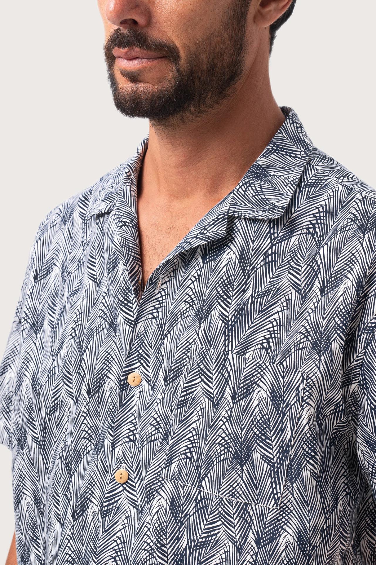 Baronang Shirt Bamboo leaves