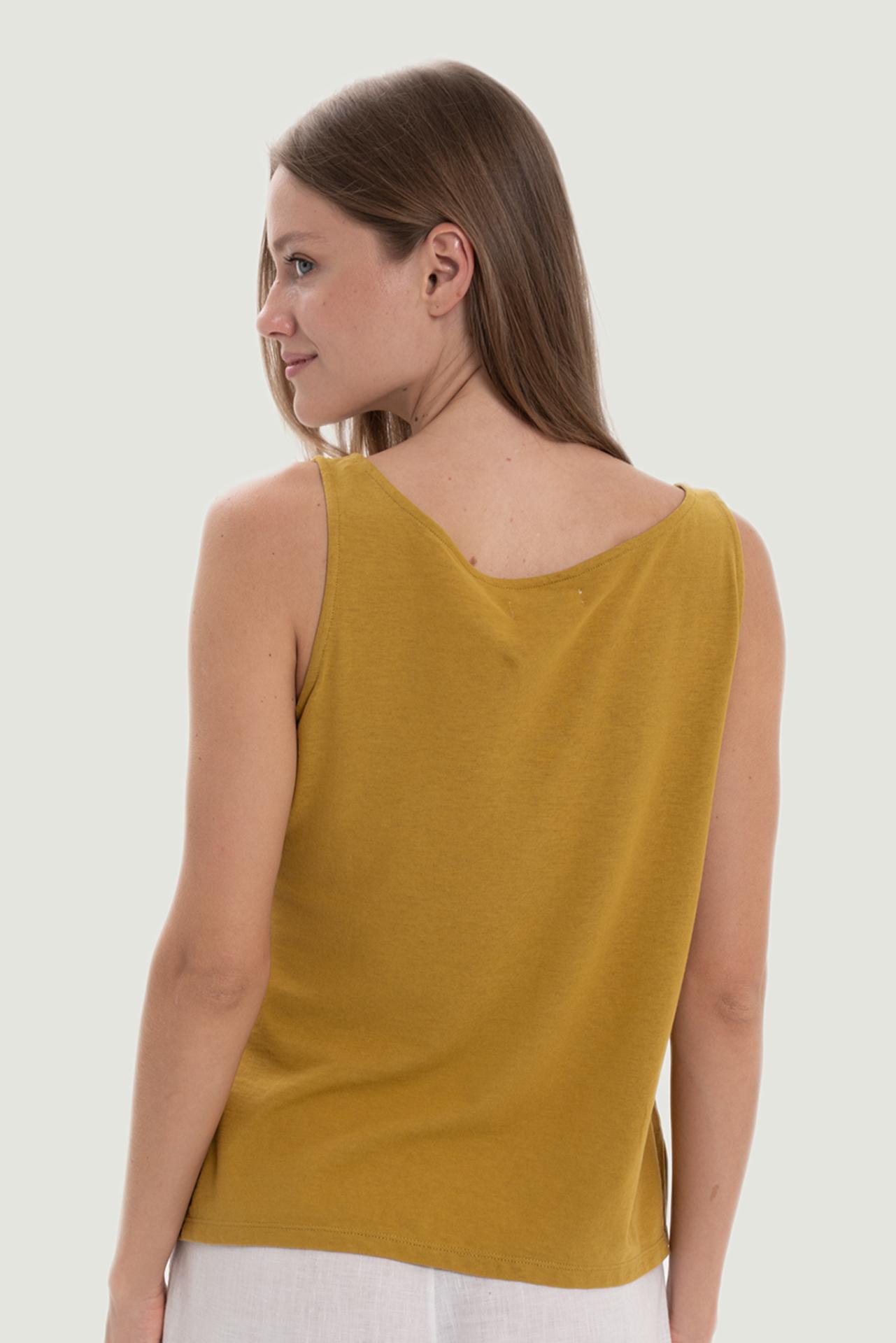 Detailed view highlighting premium fabric texture and refined craftsmanship
