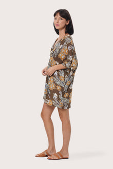 By The Sea Bali Elegant coastal style with the Canna Short Kaftan in Primrose Choco