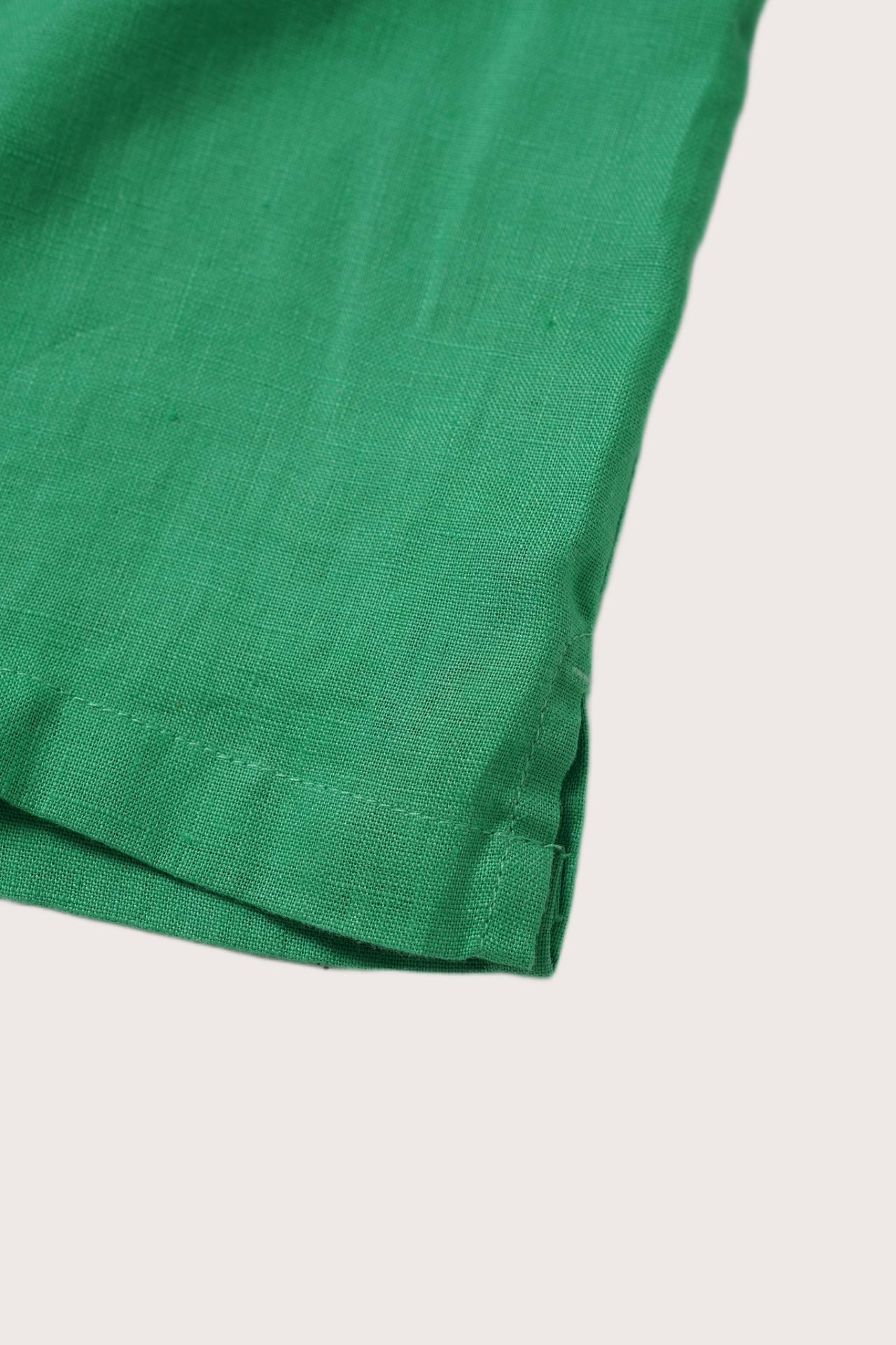 Sophisticated resort styling featuring the Kai Linen Shirt in Green