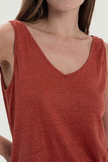 Premium linen texture and thoughtful craftsmanship in a vibrant Red tone