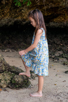 Relaxed silhouette crafted for warm tropical days