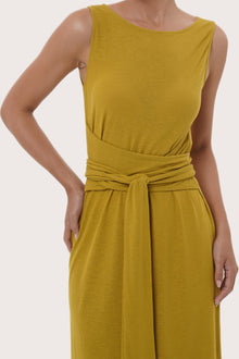 Refined design detail of the Kyra Dress Yellow