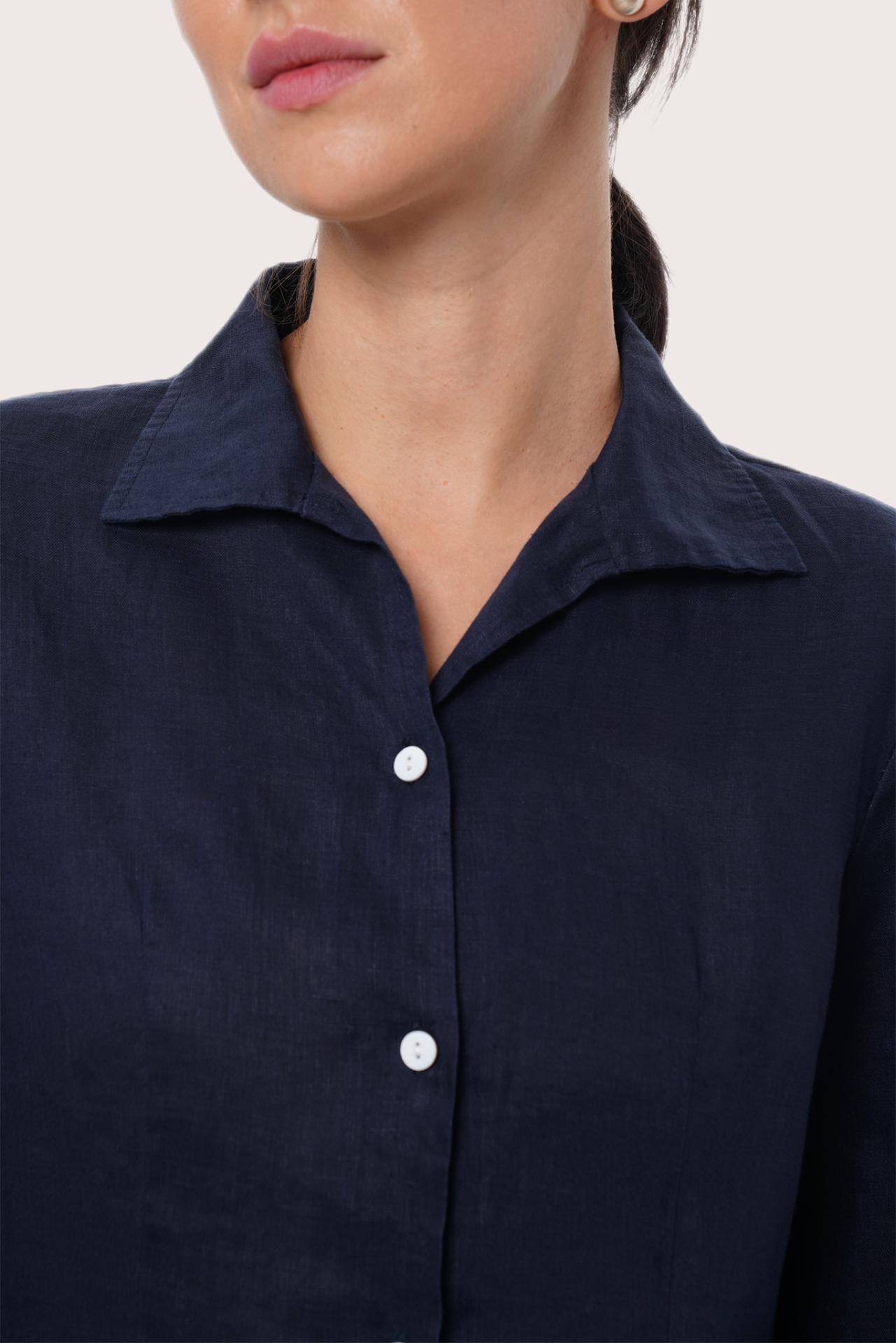 By The Sea Bali Tailored detail of the Laura Linen Shirt in Navy