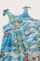Close-up of the Tropical Day print and cotton fabric detailing
