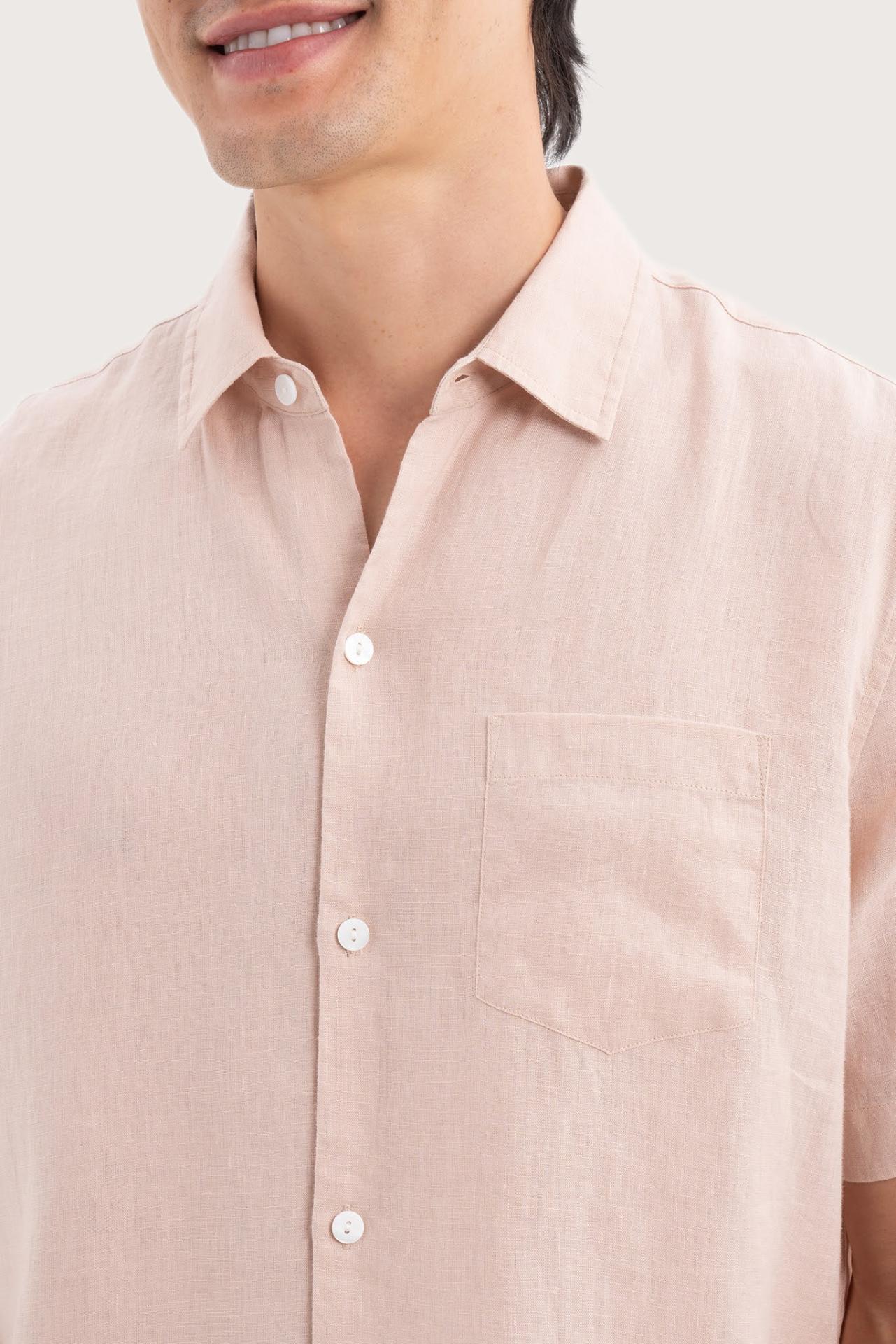 Close-up fabric and collar detail of the Mori Short Sleeve Linen Shirt Light Pink by By The Sea Bali