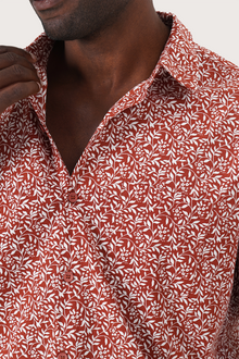 Close-up fabric and collar detail of the Panta Cotton Shirt Summer Flora Spring Bliss Brick by By The Sea Bali