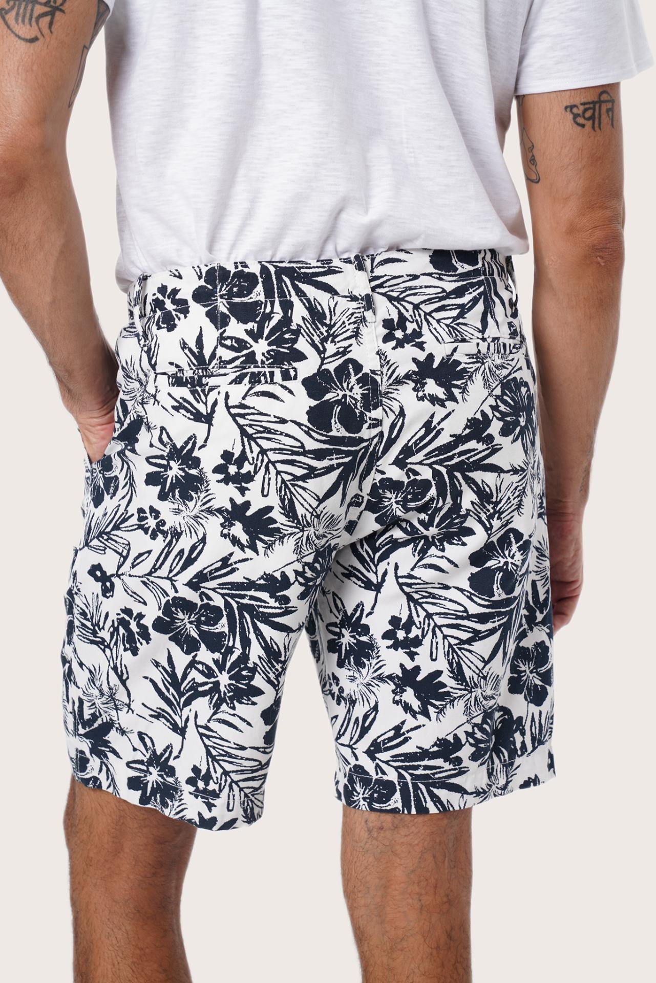 Waistband and pocket detail of the Little Palm White Paulo Bermuda Shorts by By The Sea Bali