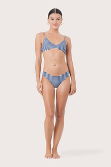 Front view of Pearl Bikini Top Stripes Strauv featuring an elegant striped swimwear silhouette