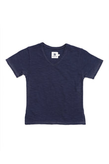 Short Sleeve V-neck T-shirt in Navy with a refined and relaxed everyday silhouette
