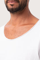 T-shirt U neck