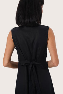 By The Sea Bali Tailored detail and Premium linen fabric detail highlighting the Veria Linen Dress